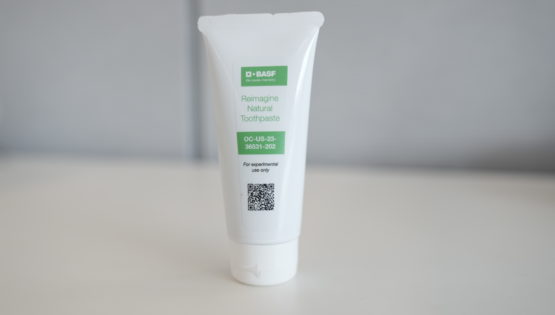 Reimagine Natural Toothpaste 1